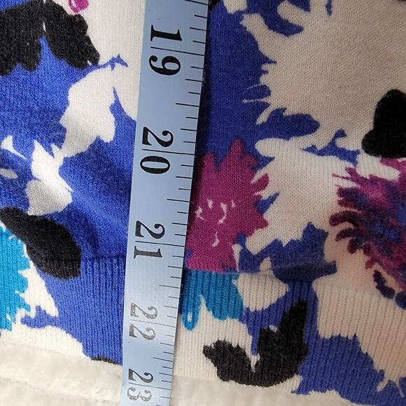 Madison Petite Floral Cardigan Sweater PM Purple Blue Button Front Knit Top - Picture 5 of 9